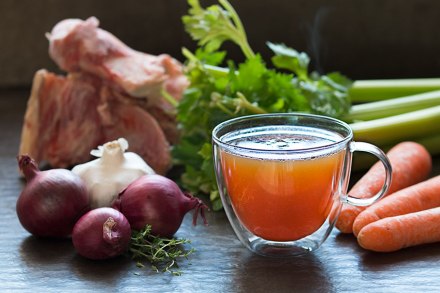 bone-broth-in-cup